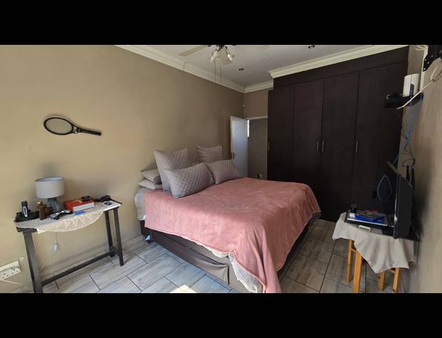 4 BEDROOM FREEHOLD FOR SALE IN VERWOERDPARK